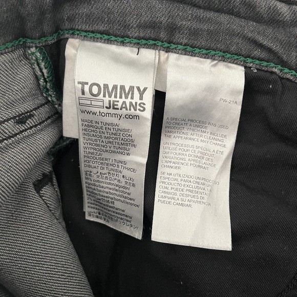 Tommy Hilfiger Y2K LOOK Mom Jeans, Cotton, High Rise tapered Grey Size 28 - Picture 10 of 12